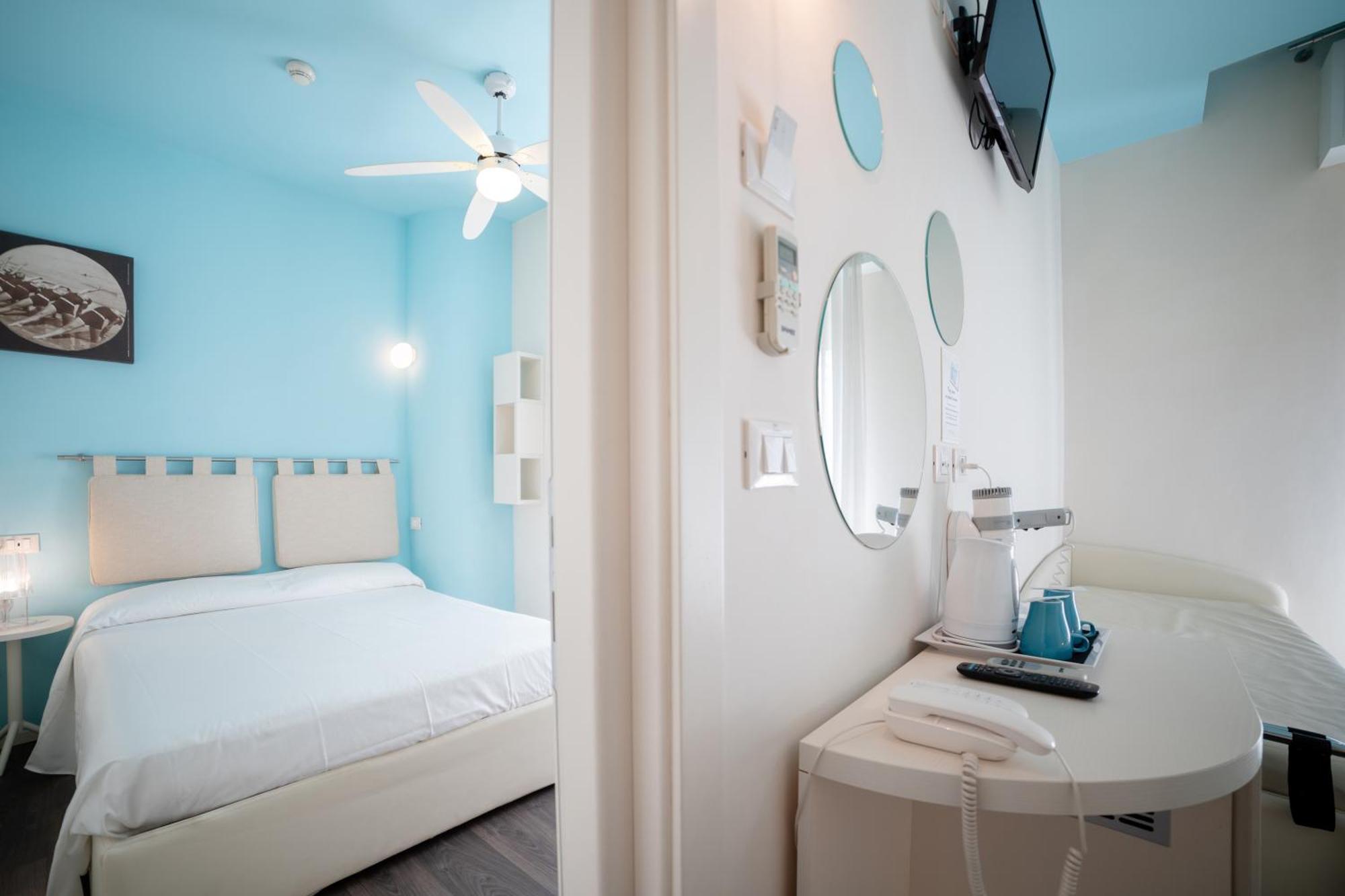 Hotel Casablanca Rimini Buitenkant foto
